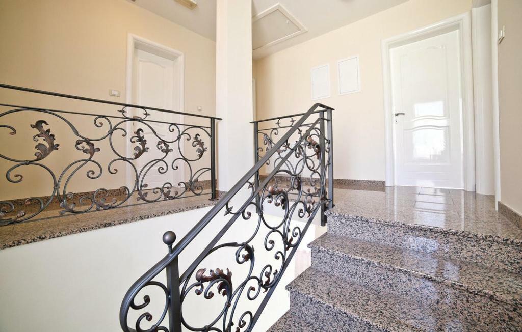 Villa Giulietta Kastela Exterior photo